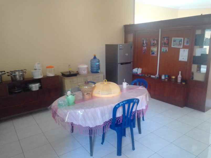 dijual rumah jl perintis kemerdekaan