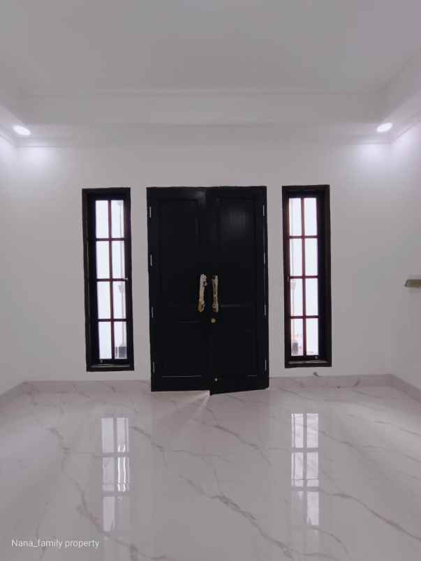 dijual rumah jl permata hijau sukabumi