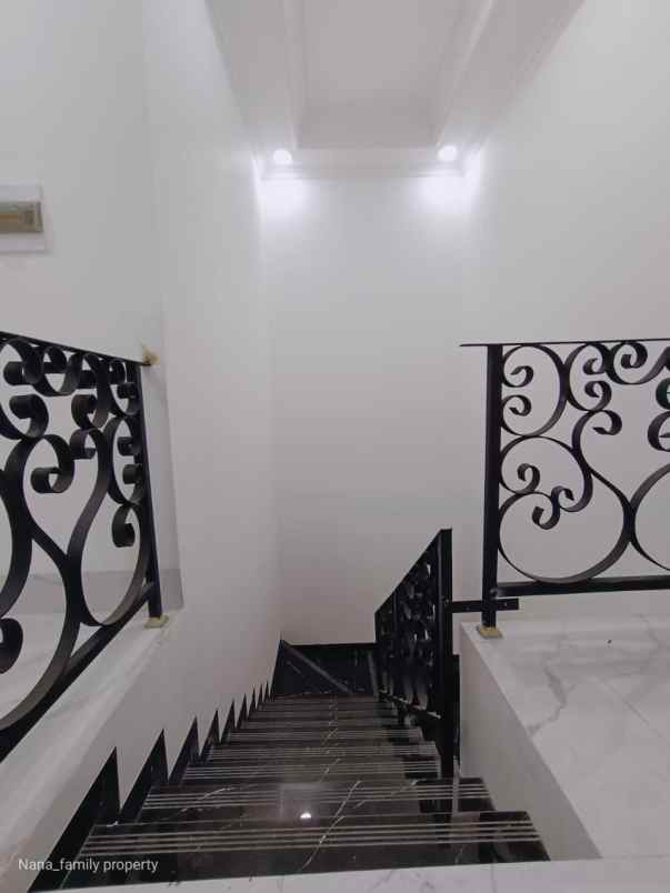 dijual rumah jl permata hijau sukabumi