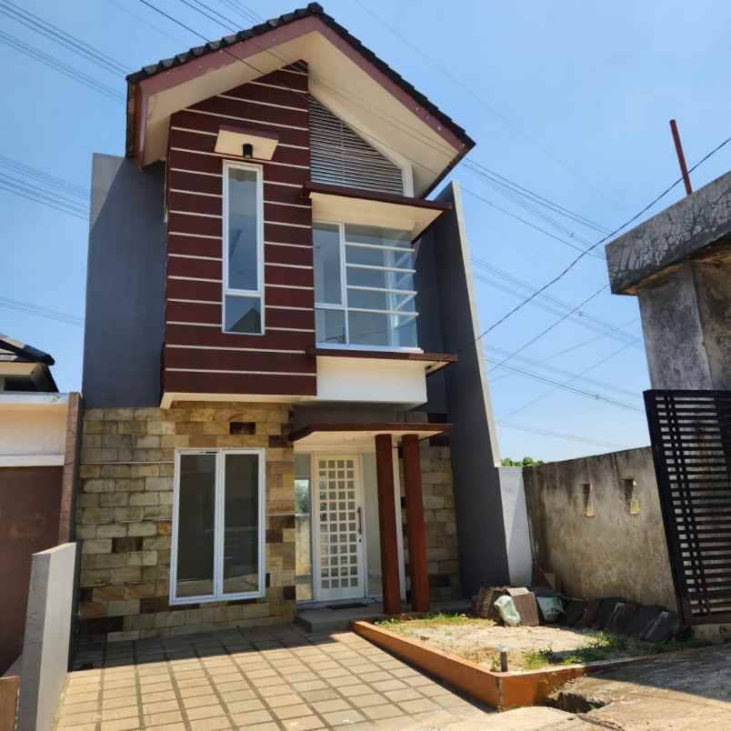 dijual rumah jl suka karya 1