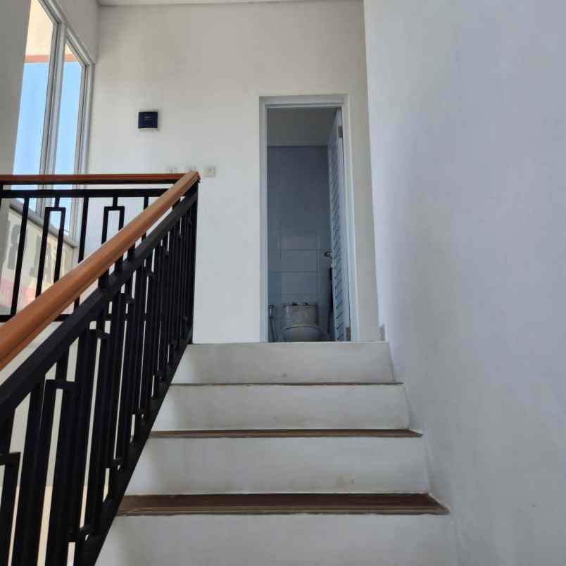 dijual rumah jl suka karya 1