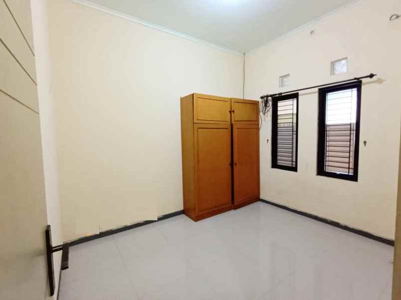 dijual rumah jl sukolilo bahagia