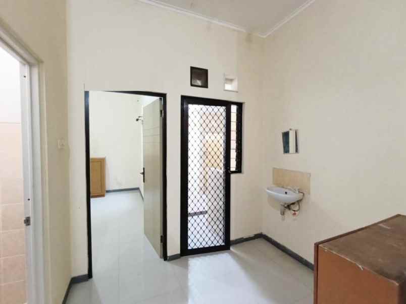 dijual rumah jl sukolilo bahagia