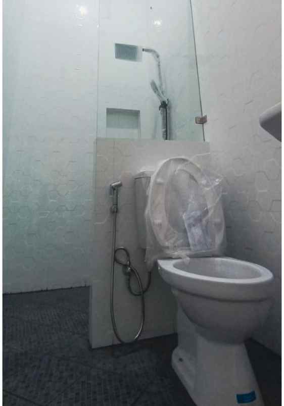 dijual rumah jl taman malaka pondok