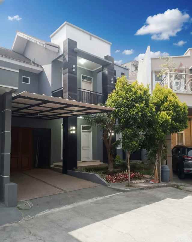 dijual rumah jl ters gegerkalong hilir