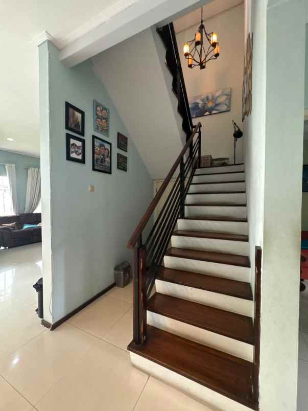 dijual rumah jl zambrud i no b 17