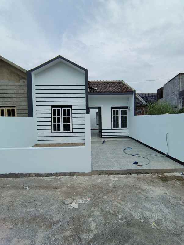 dijual rumah jln bojongwaru rancamulya