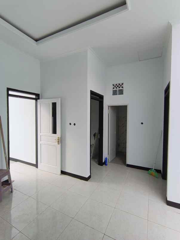 dijual rumah jln bojongwaru rancamulya