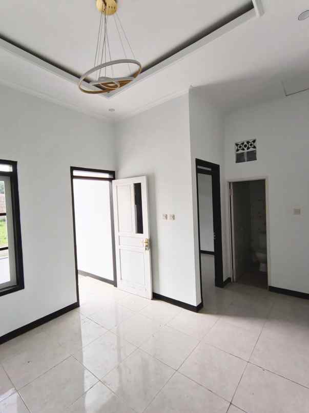 dijual rumah jln bojongwaru rancamulya