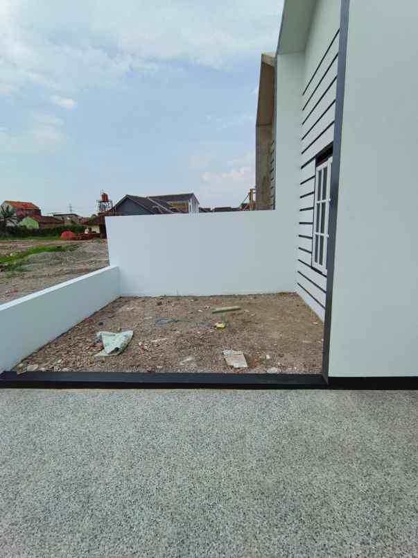 dijual rumah jln bojongwaru rancamulya