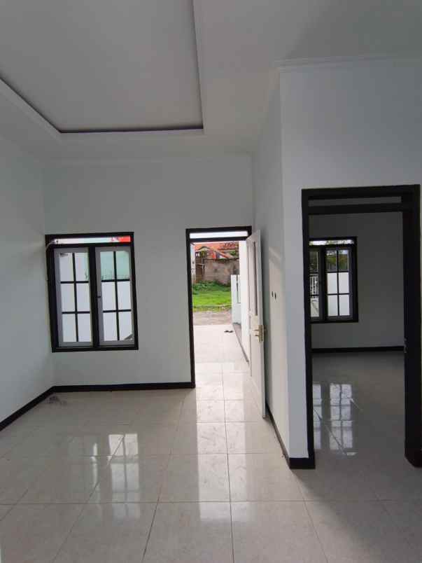 dijual rumah jln bojongwaru rancamulya