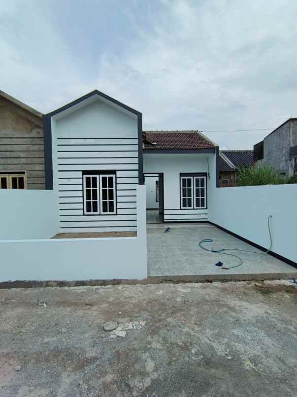 dijual rumah jln bojongwaru rancamulya