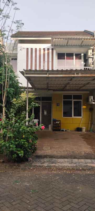 dijual rumah jln lingkar selatan