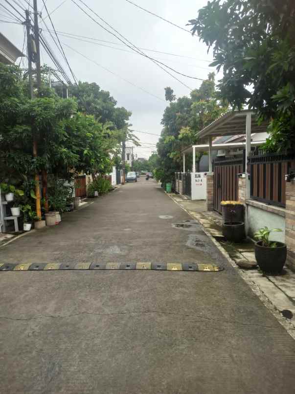 dijual rumah jln pelita raya rangkapan