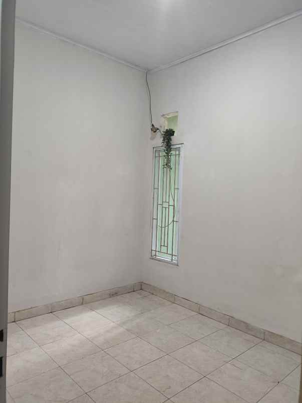 dijual rumah jln pelita raya rangkapan