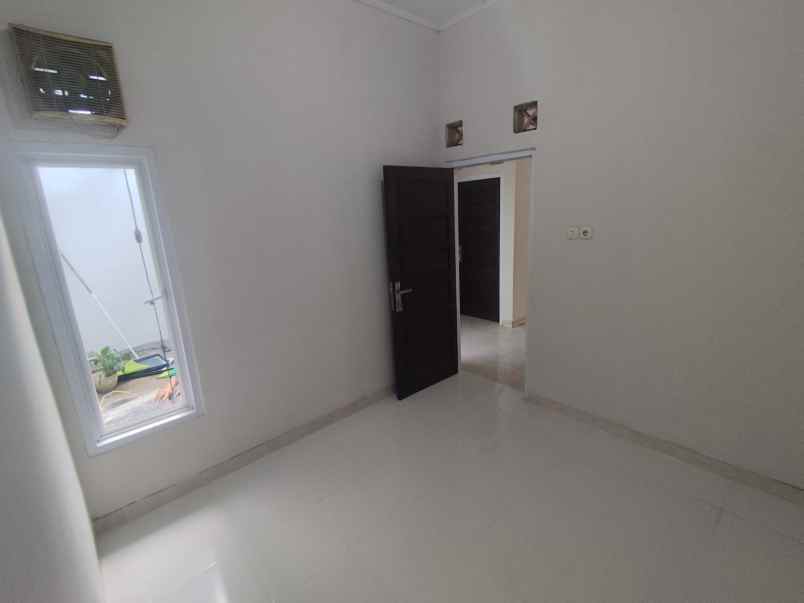 dijual rumah jln pelita raya rangkapan