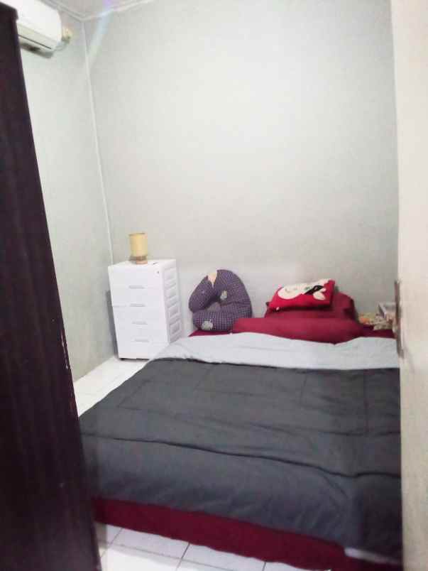 dijual rumah jln prasaja perumahan puri