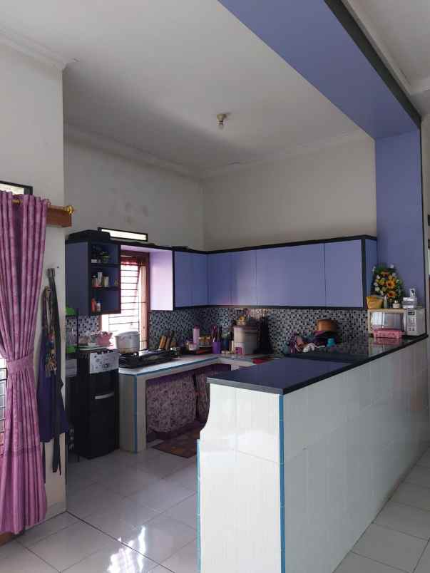 dijual rumah jln raya kalimulya