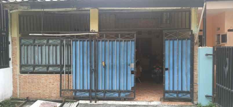 dijual rumah jln raya kedaung barat