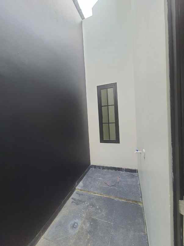 dijual rumah kalibaru cilodong kota depok