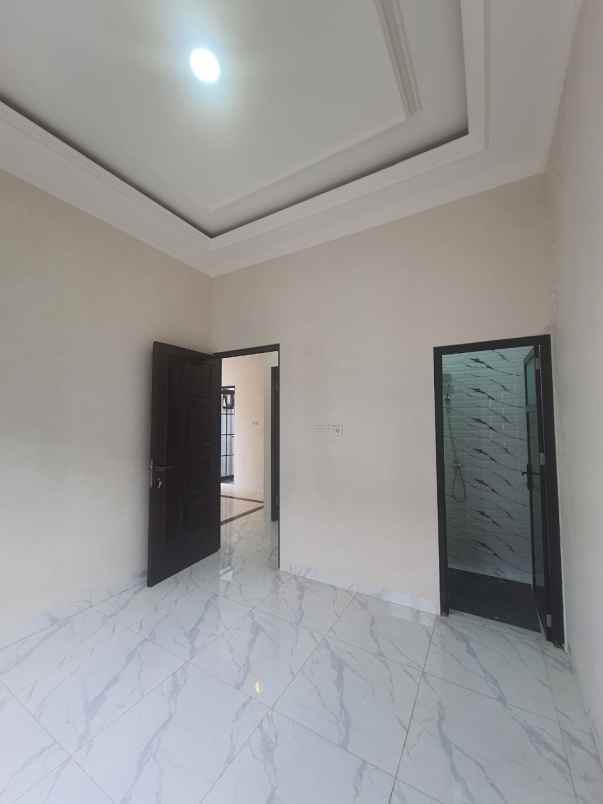 dijual rumah kalibaru cilodong kota depok