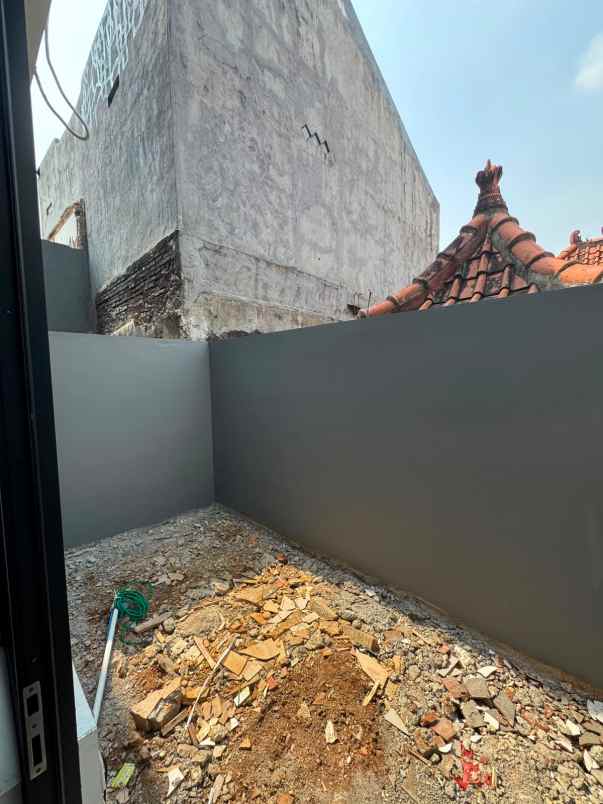 dijual rumah kayuringin raya bekasi