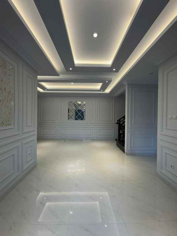 dijual rumah kebagusan