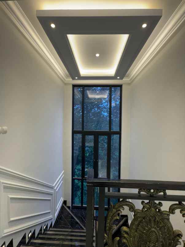 dijual rumah kebagusan