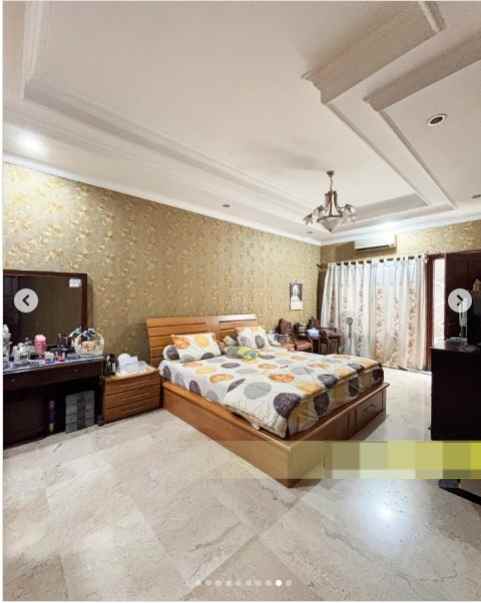 dijual rumah kebayoran lama