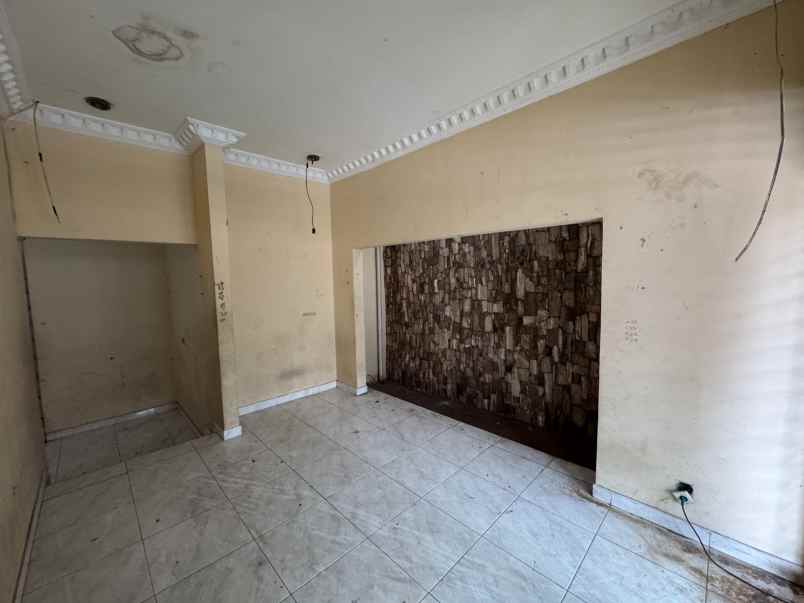 dijual rumah kebon jeruk