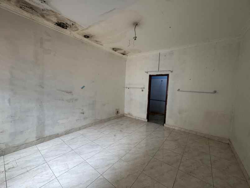 dijual rumah kebon jeruk