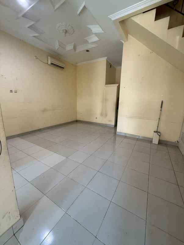 dijual rumah kelapa puan kelapa gading
