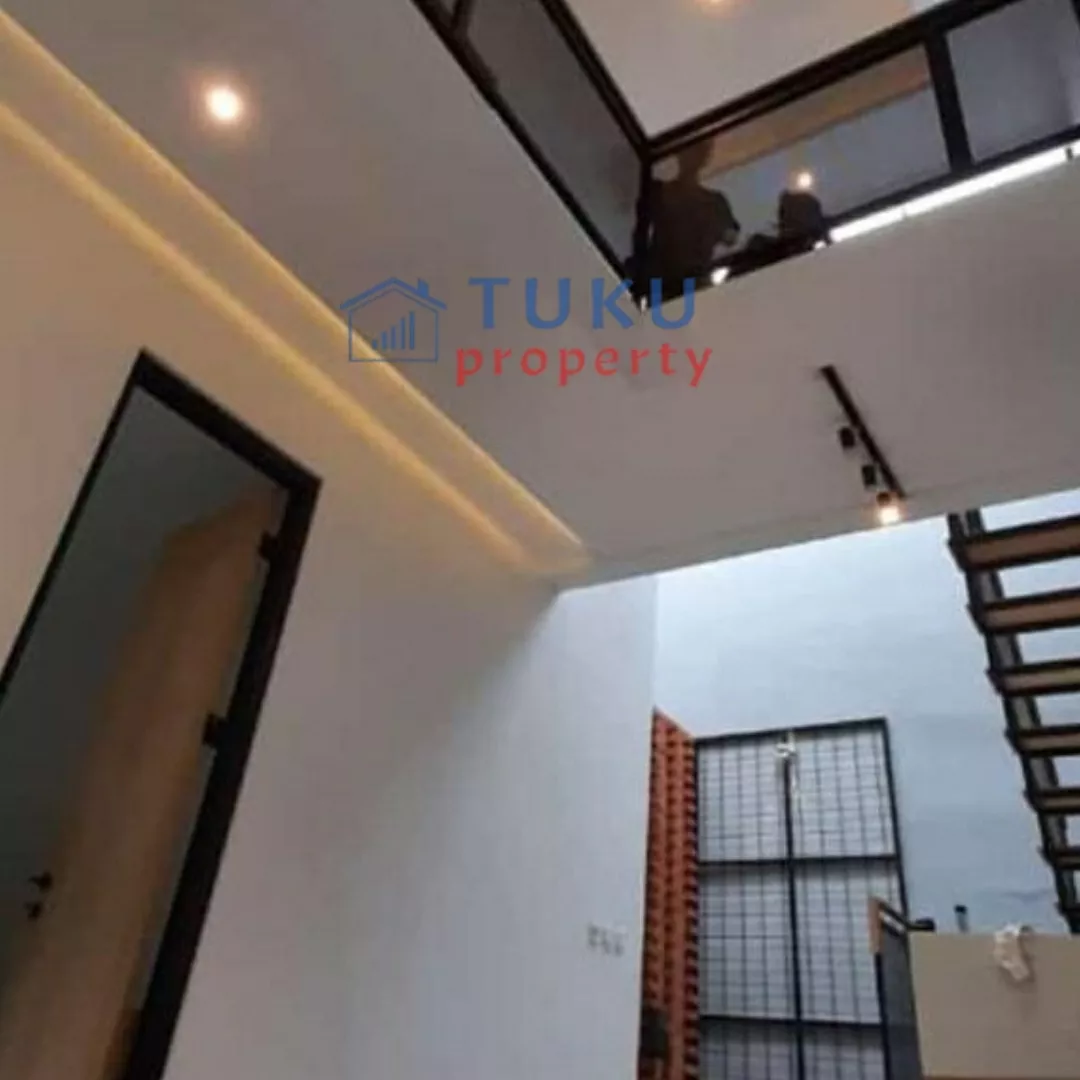 dijual rumah kencana loka bsd ciater