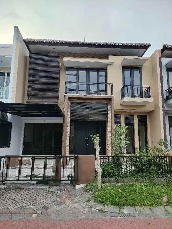 dijual rumah kertajaya indah regency surabaya