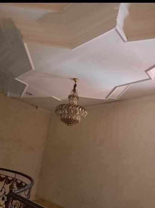 dijual rumah klasik furnish karah strategis dekat toll