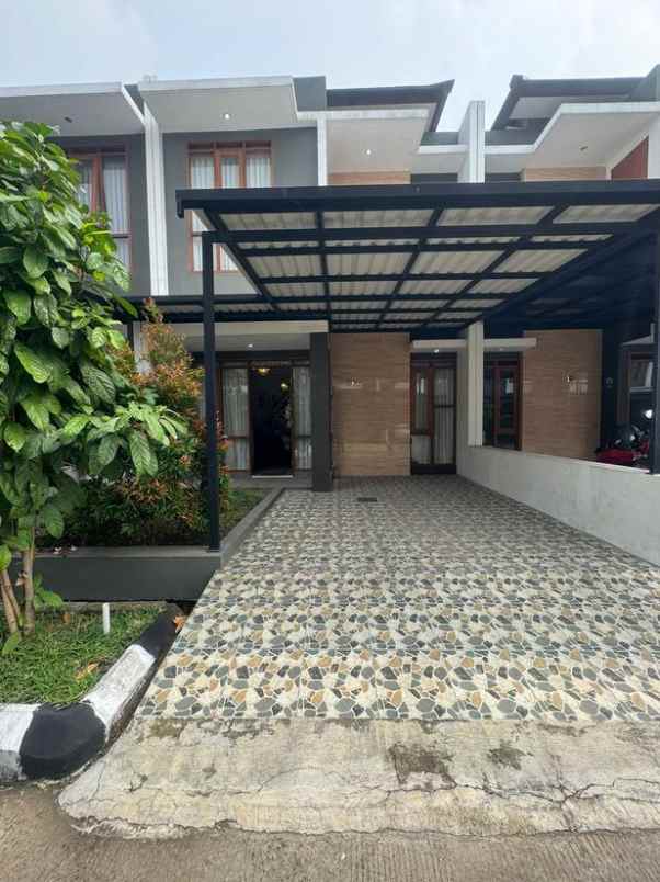 dijual rumah komp cherry field buahbatu