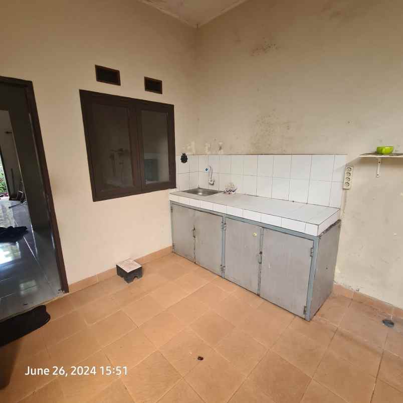 dijual rumah komplek akbar pancoran mas