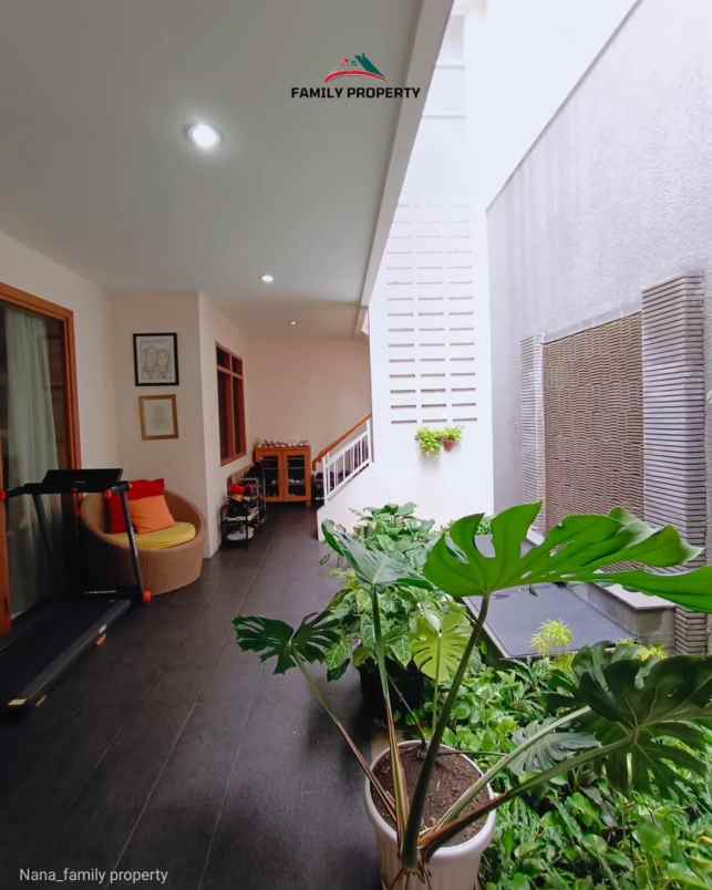 dijual rumah komplek bintaro jaya