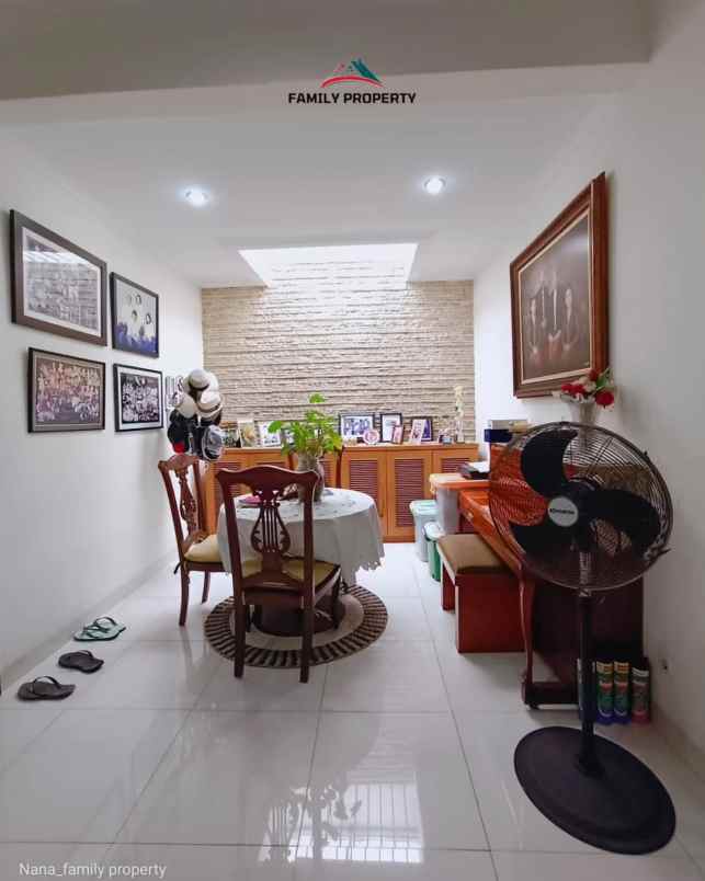 dijual rumah komplek bintaro jaya