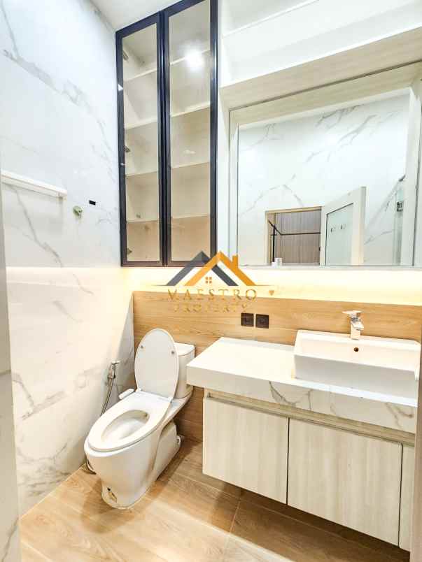 dijual rumah komplek cemara asri jalan