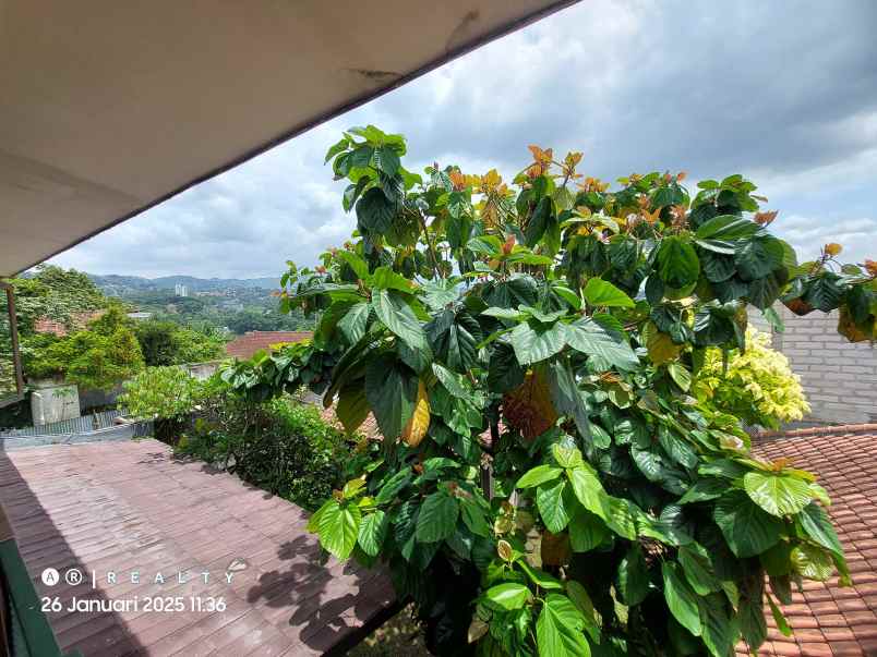 dijual rumah komplek cigadung