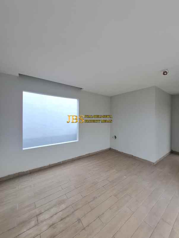 dijual rumah komplek citraland gama