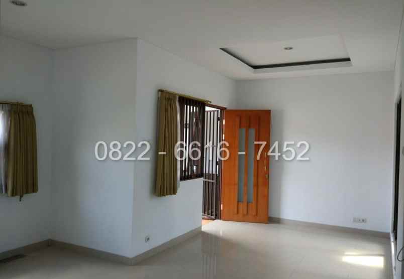 dijual rumah komplek ciwaruga