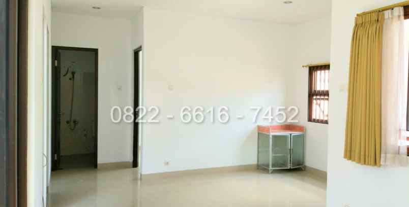 dijual rumah komplek ciwaruga