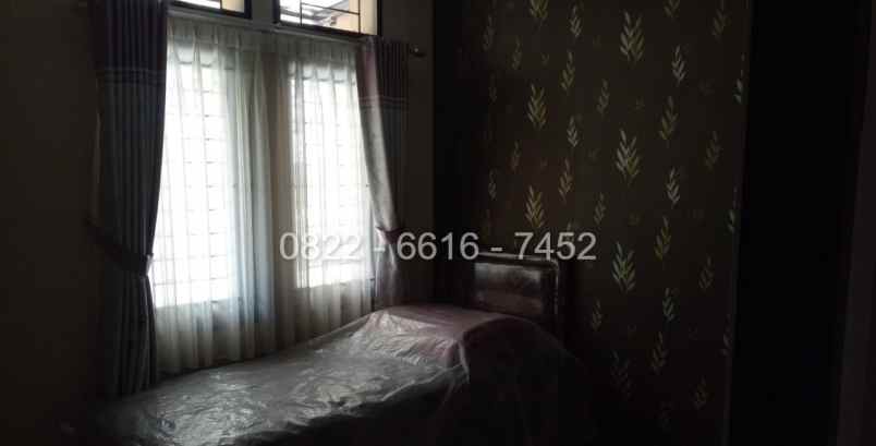 dijual rumah komplek ciwaruga