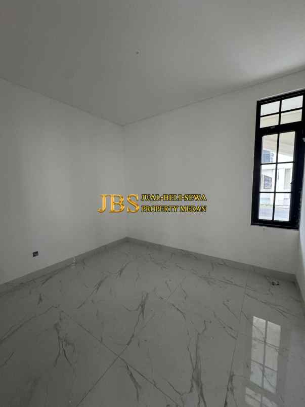 dijual rumah komplek jewel garden jalan