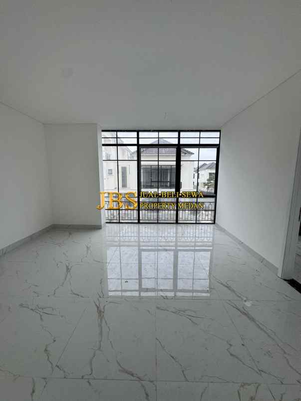 dijual rumah komplek jewel garden jalan