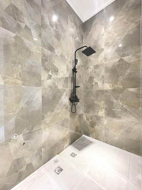 dijual rumah komplek joglo jakarta barat