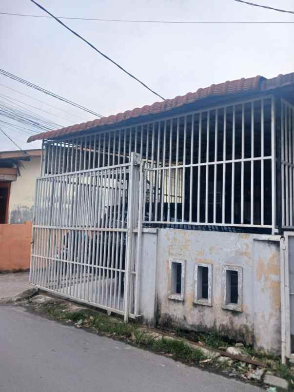 dijual rumah komplek perisai pribumi