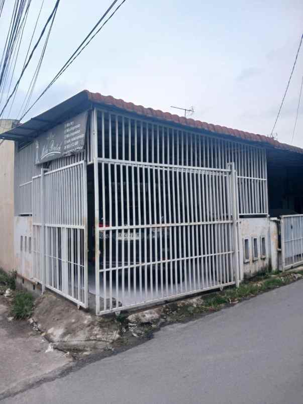 dijual rumah komplek perisai pribumi